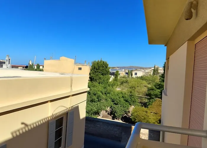 Athanasia's Place Apartment *