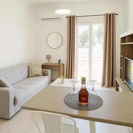 Апартаменты Athanasia's Place Эрмуполис